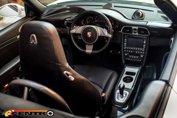 centre-seat-porsche-911-cabrio