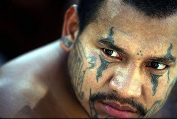 look_at_the_violent_terrifying_gangs_of_el_salvador