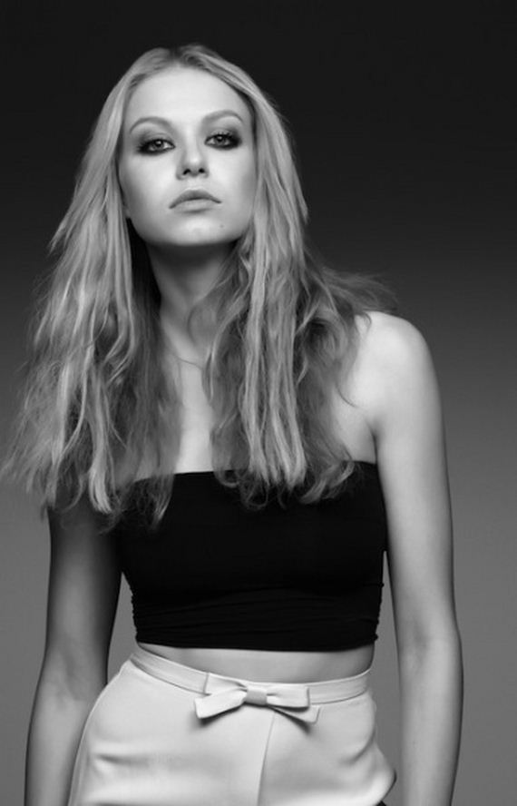 Penelope Mitchell Is A Hemlock Grove Girl From
