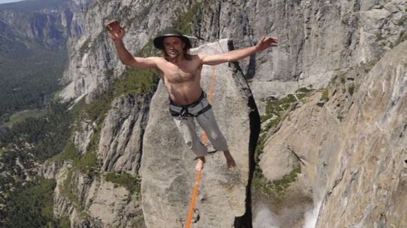 real_people_who_are_really_superhumans_in_disguis