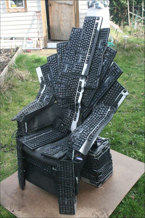 keyboard_throne