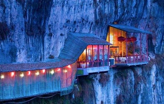 the_remarkable_cliffhanging_chinese_restaurant