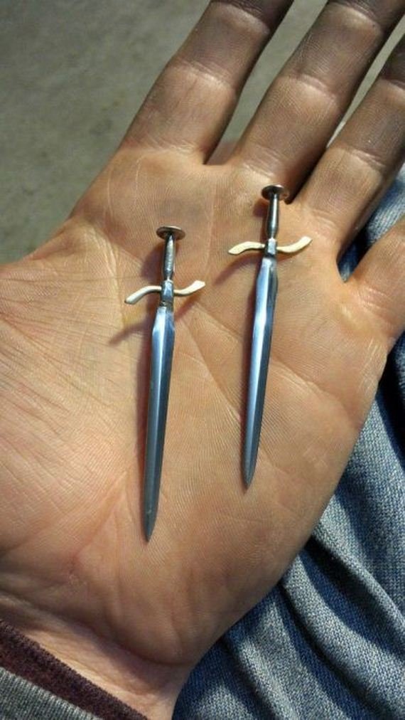 How To Make A Dagger DIY Style - Barnorama