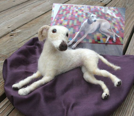 dog-sculpture-wool