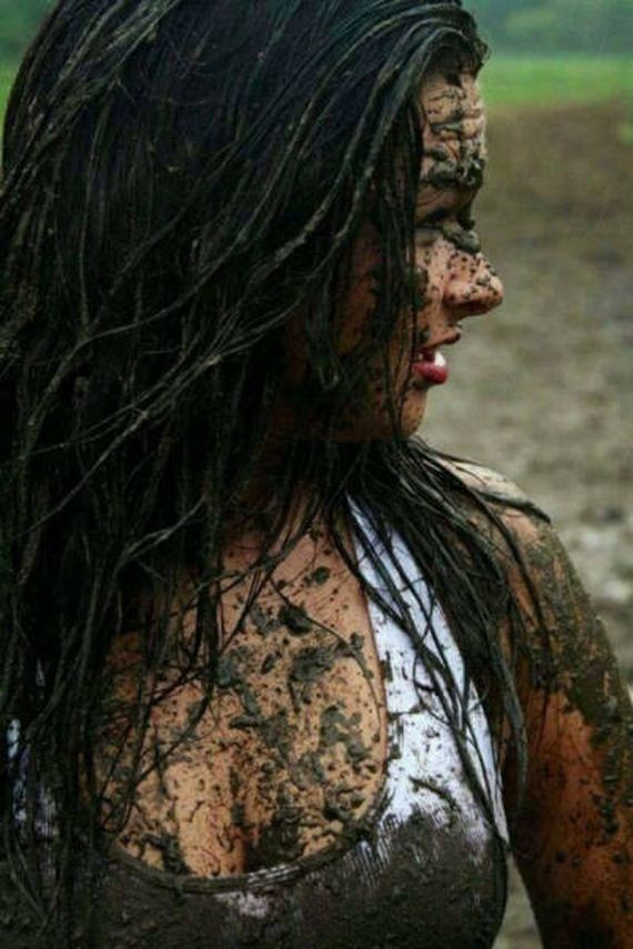 Girls Covered With Mud Are The Best Kind Of Dirty Barnorama