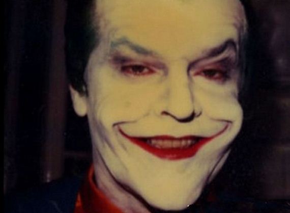 Jack Nicholson Before And After Applying His Joker Makeup For Batman