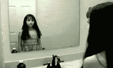 http://www.barnorama.com/wp-content/uploads/2012/08/things_that_are_absolutely_creepy_38.gif