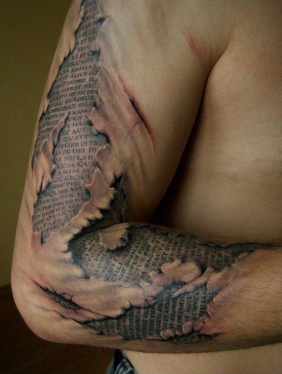 14-creepy-realistic-tattoos