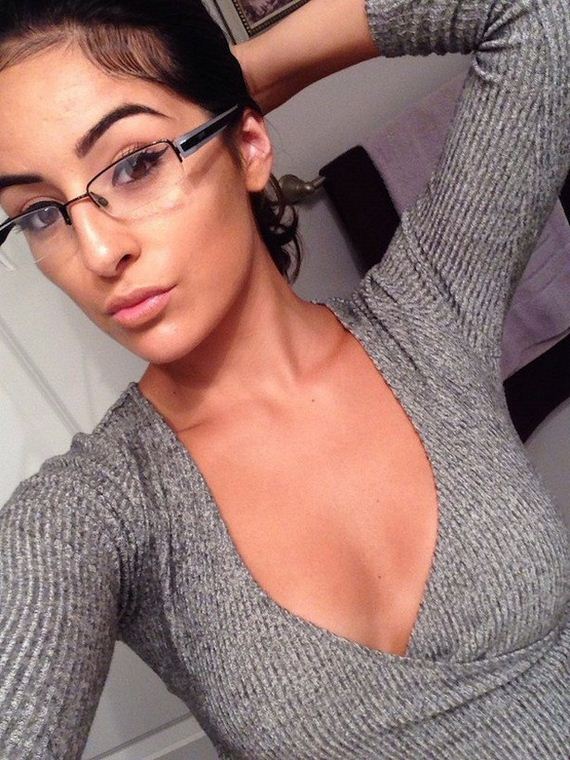 Girls With Glasses Make Any Day Better Barnorama