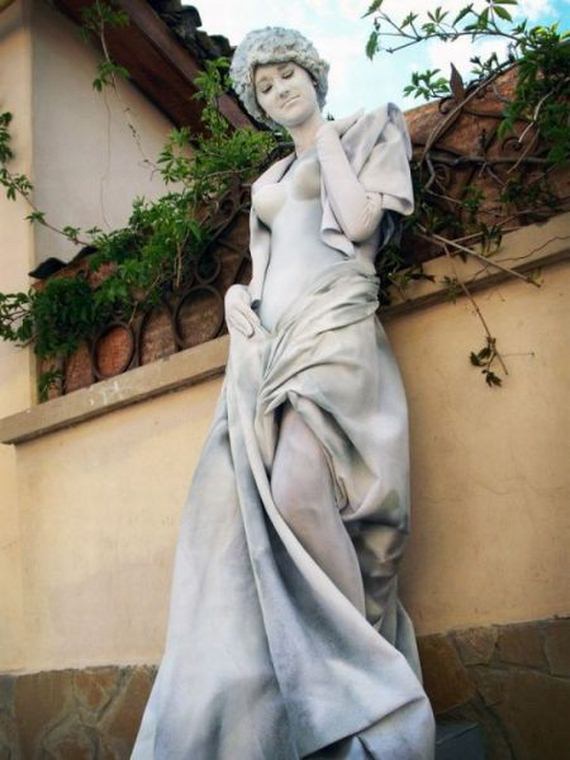 f152