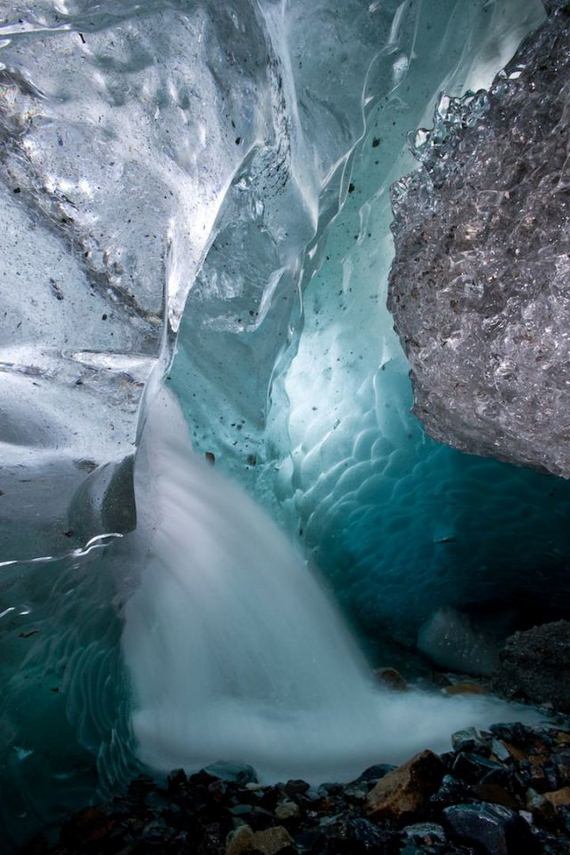 Awesome Glacier Caves - Barnorama