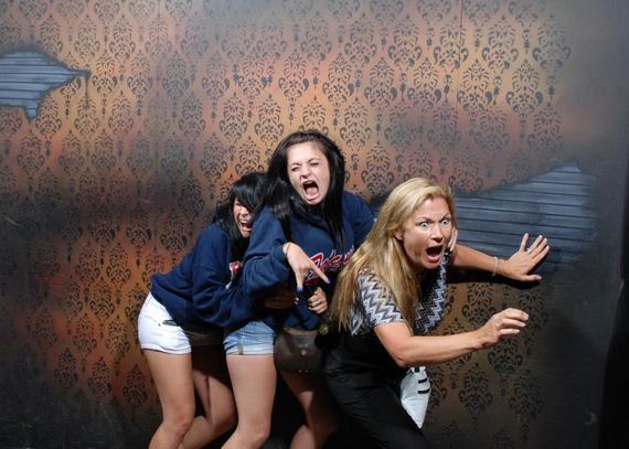 B17