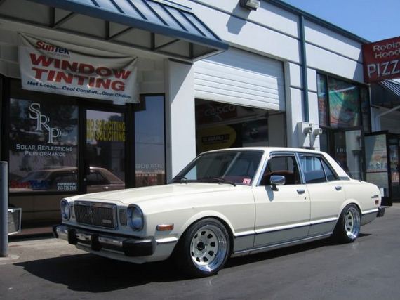 b81