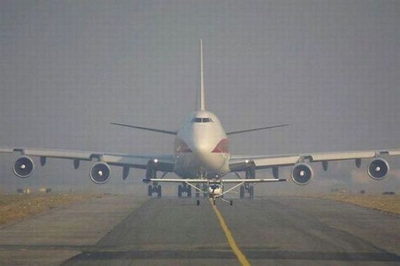 b823
