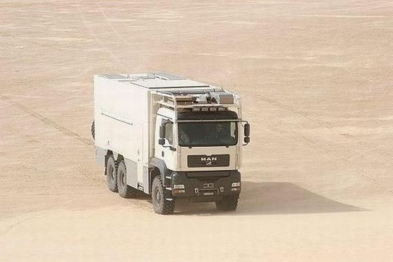 B451
