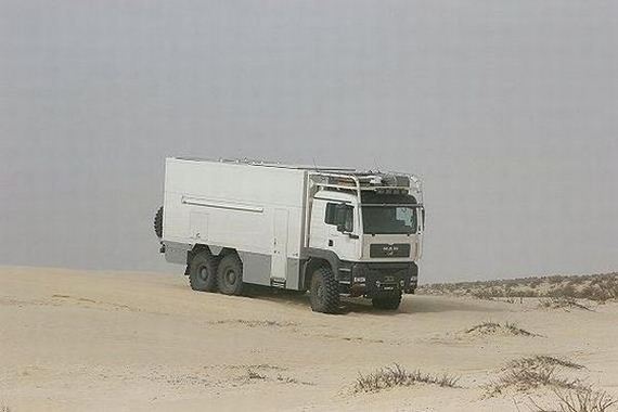 B451