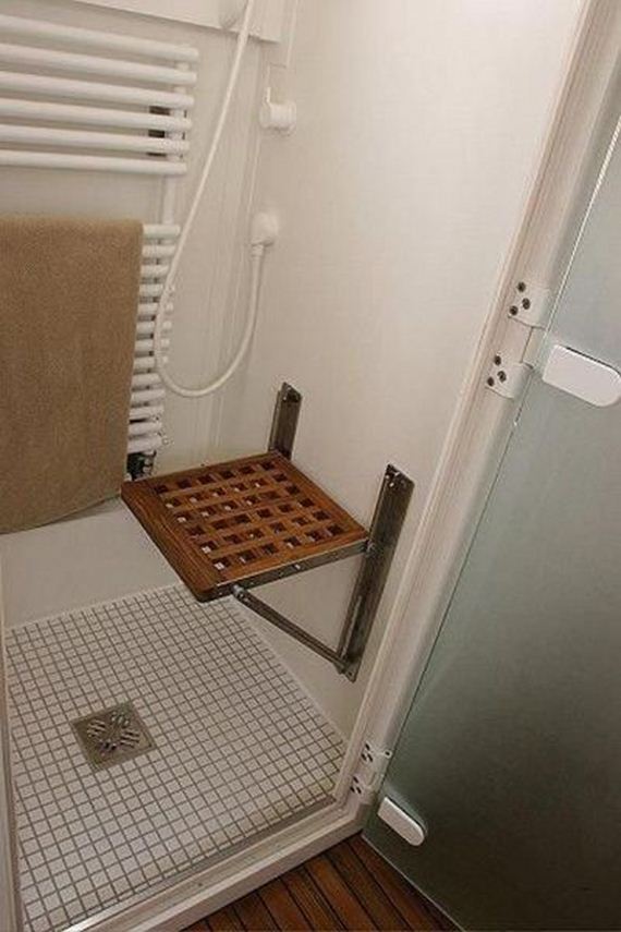 B451
