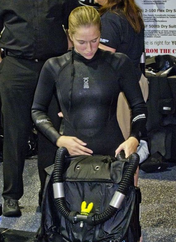 B974