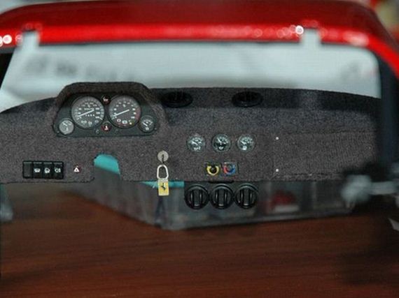 b125