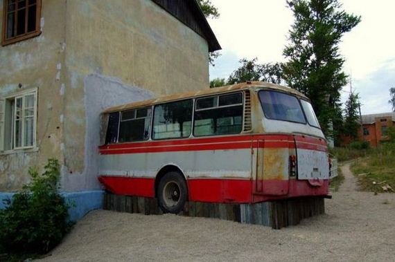 b87