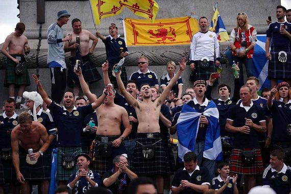 Gloriously-Drunken-Photos-Tartan-Army-London