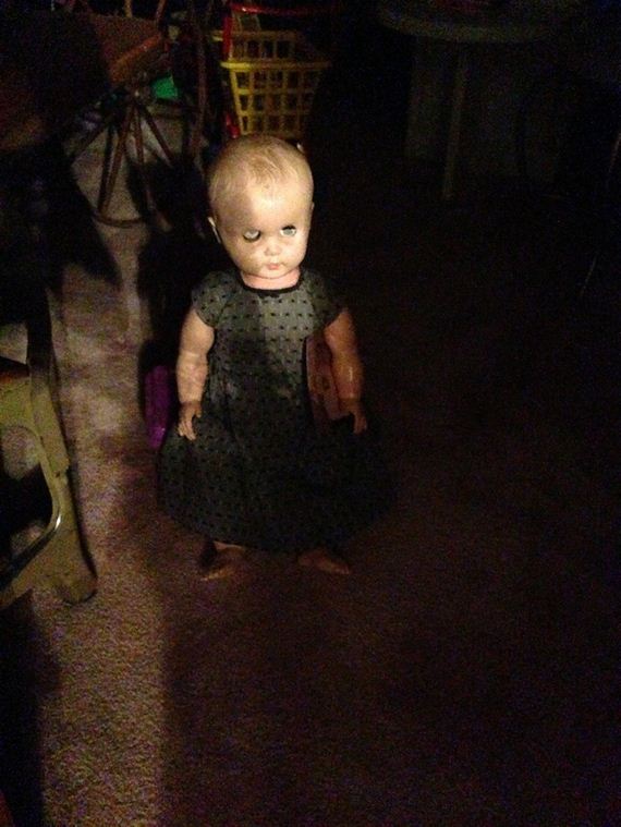 The-Creepiest-Collection-Of-Doll