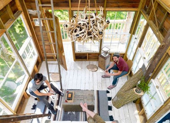 a_fun_and_functional_treehouse_for_adults