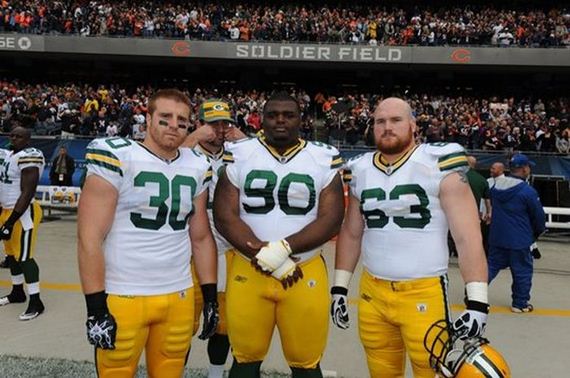 aaron-rodgers-master-photobombe