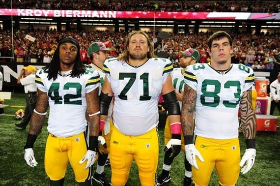 aaron-rodgers-master-photobombe