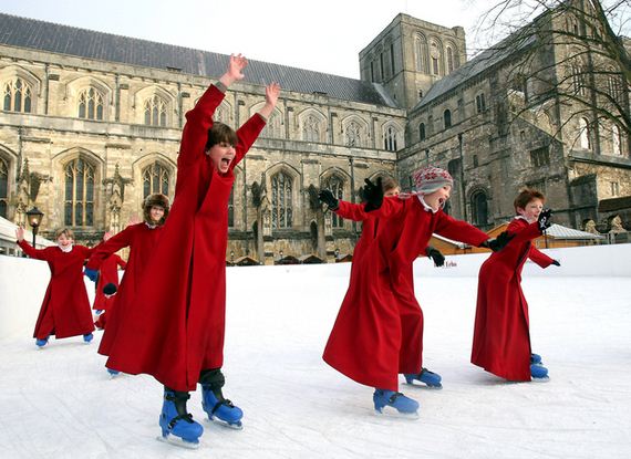 adorable-photos-of-british-kids-ice-skating