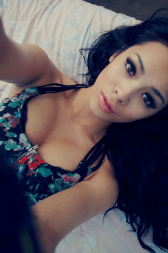 asian_girls_that_are_real_stunners_41