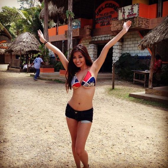 asian_girls_that_are_real_stunners_41