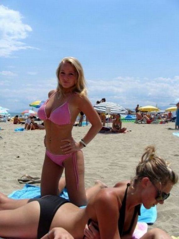 beautiful_summer_loving_bikini_girls_2