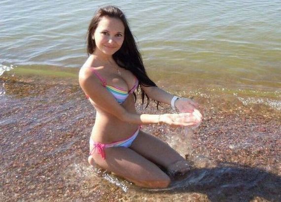beautiful_summer_loving_bikini_girls_2
