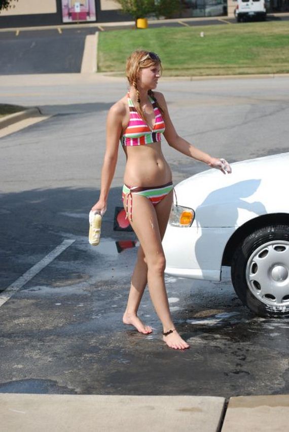 bikini_car_wash