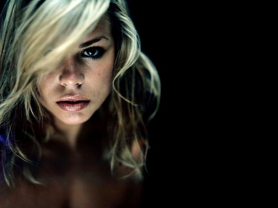 billie-piper-sexy