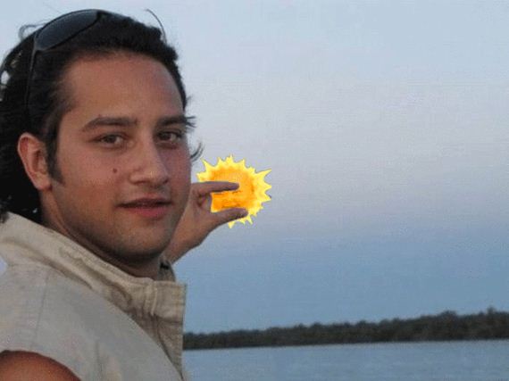 can-someone-photoshop-the-sun-between-my