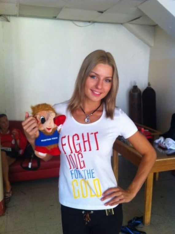 catherine-vandareva-is-a-model-boxer