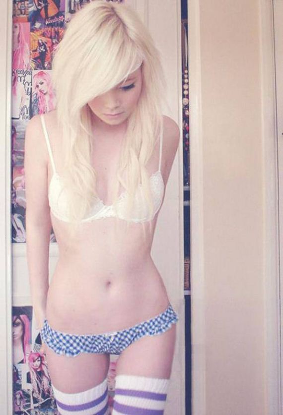 cute_girls_rocking_thigh_high_socks
