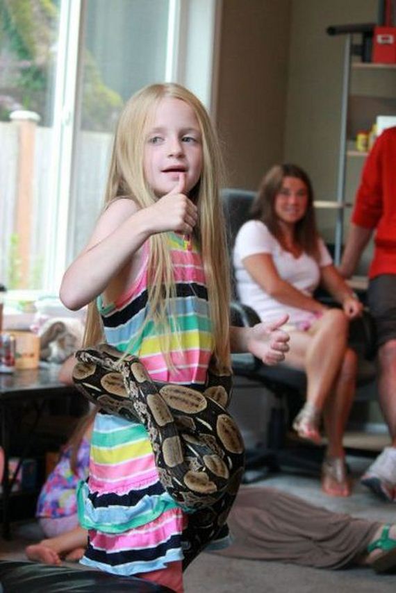 educational_fun_with_reptiles_at_childrens_parties