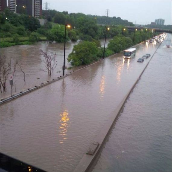 extreme_flooding_on_the_streets_of_toronto