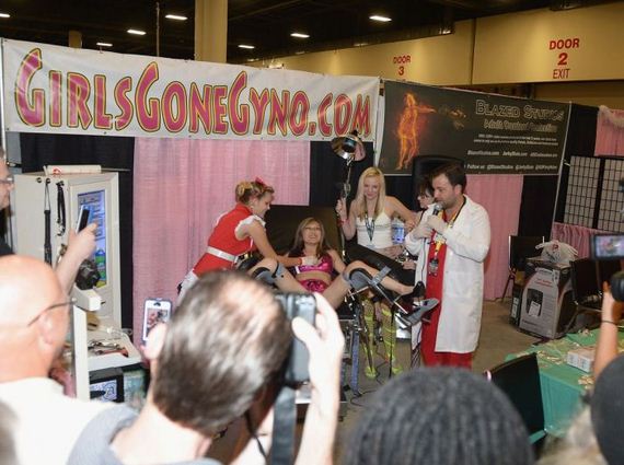 exxxotica_02