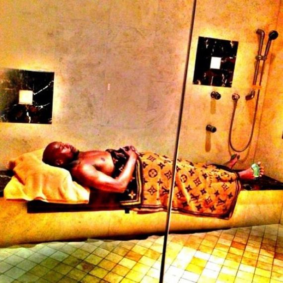 floyd_mayweather_jrs_pimping_and_luxurious_lifestyle