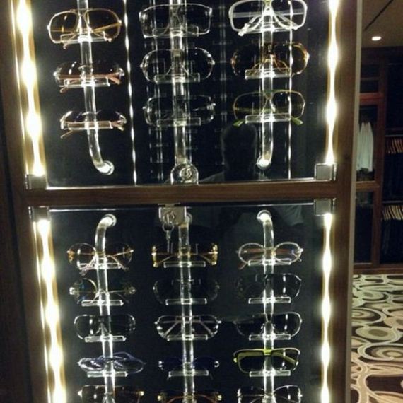 floyd_mayweather_jrs_pimping_and_luxurious_lifestyle