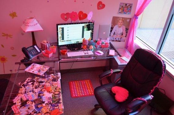 funny-and-sexy-moments-at-work