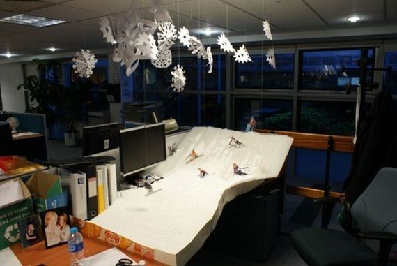 funny-and-sexy-moments-at-work
