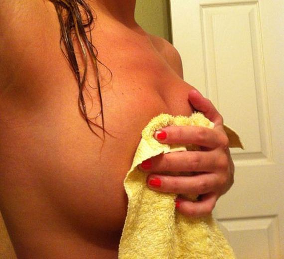 girl_in_towel