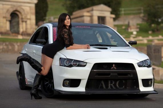 girls-and-cars