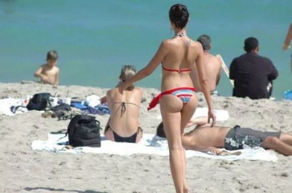 girls-in-bikini-52