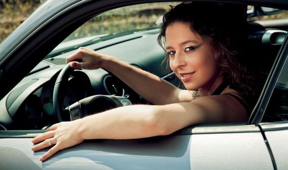 girls_and_cars2